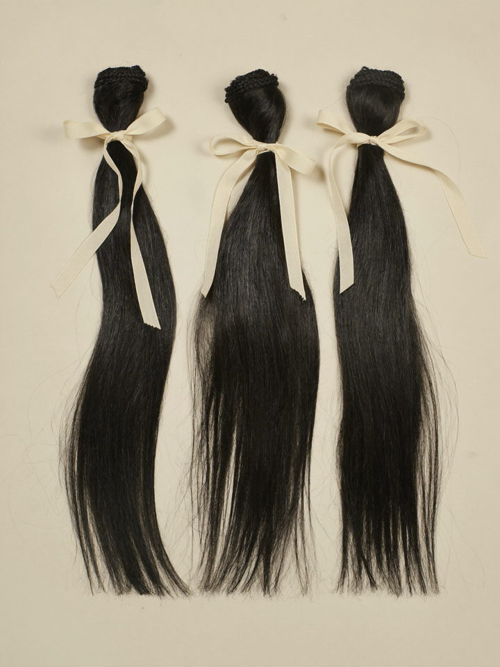 Three straight bundles fanned out